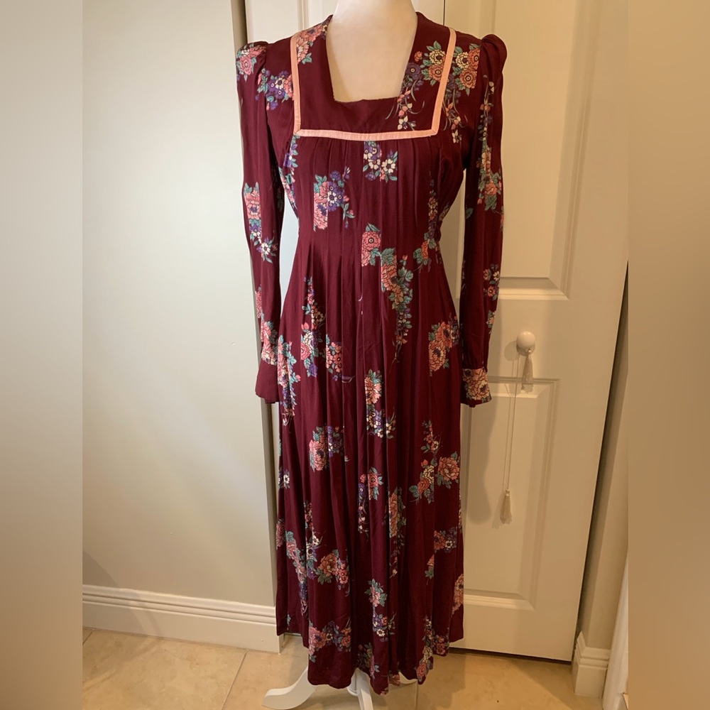 Long Gorgeous Red Wine Floral 70s/80s Vintage Dress